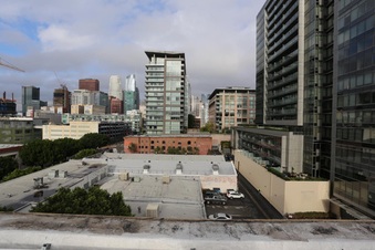 Enlarge photo 212