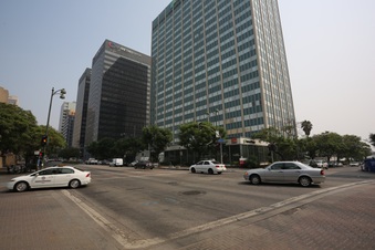 Enlarge photo 18