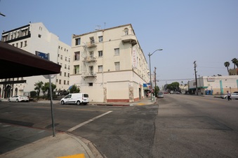 Enlarge photo 63