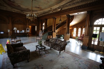 Enlarge photo 13