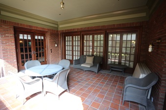 Enlarge photo 166