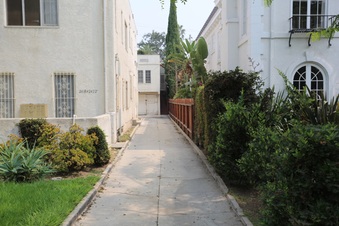 Enlarge photo 29