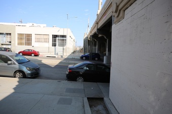 Enlarge photo 21