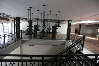 Enlarge photo 33