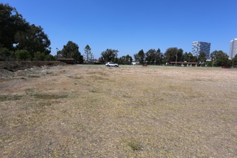 Enlarge photo 19