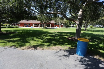 Enlarge photo 120