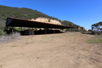 Enlarge photo 253