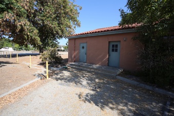 Enlarge photo 13