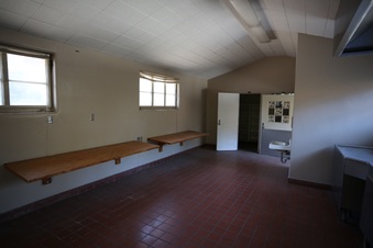 Enlarge photo 44
