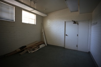 Enlarge photo 93