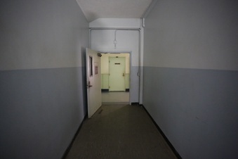 Enlarge photo 366