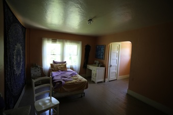 Enlarge photo 394