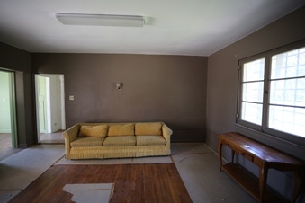 Enlarge photo 403
