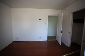 Enlarge photo 411