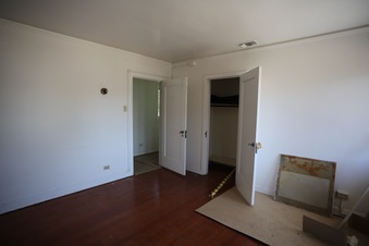 Enlarge photo 412