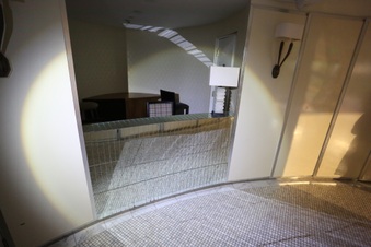 Enlarge photo 19