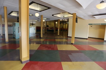 Enlarge photo 83