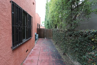 Enlarge photo 13