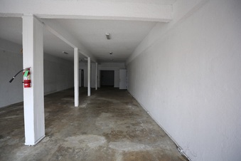 Enlarge photo 19