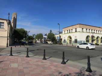 N Market between Regent and Queen