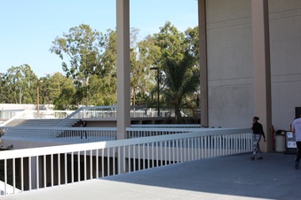 Enlarge photo 129