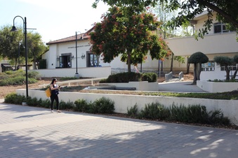 Enlarge photo 33