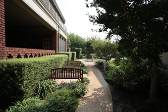 Enlarge photo 2