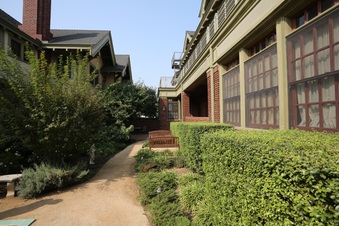 Enlarge photo 5