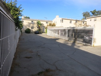 Enlarge photo 33