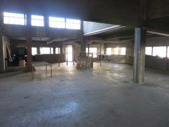 Enlarge photo 37