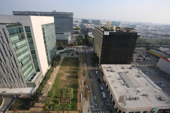 Enlarge photo 18