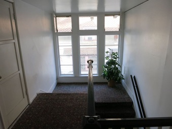 Enlarge photo 47