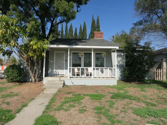 DOWNSCALE HOUSE