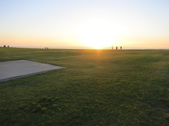Enlarge photo 33
