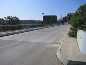 Enlarge photo 19