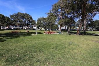 Enlarge photo 22