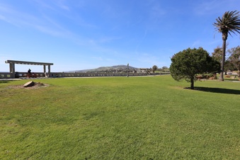 Enlarge photo 62