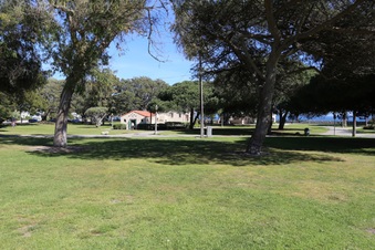 Enlarge photo 68