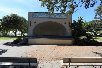 Enlarge photo 78