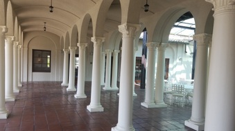 Enlarge photo 3