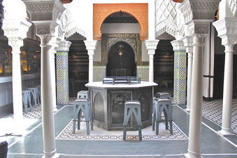 Enlarge photo 19