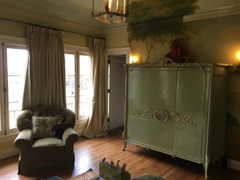Enlarge photo 44