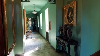 Enlarge photo 16