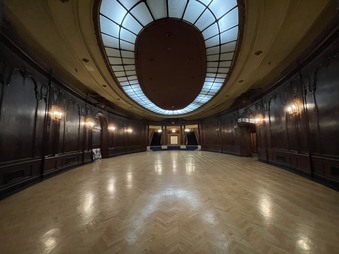 Los Angeles Theater
