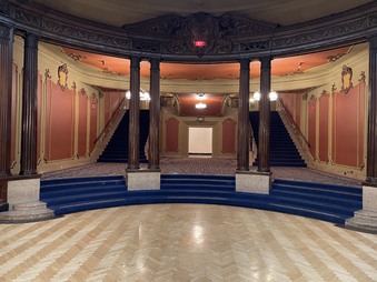 Enlarge photo 17