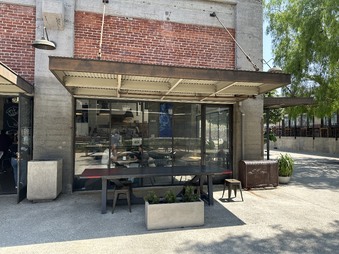 Enlarge photo 4
