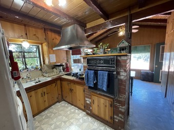 Enlarge photo 13