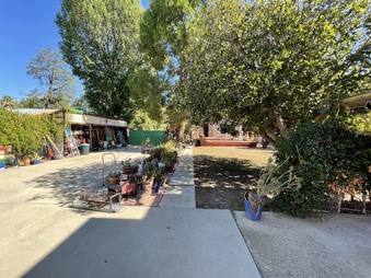 Enlarge photo 19