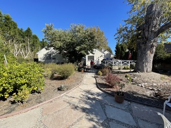 Enlarge photo 22