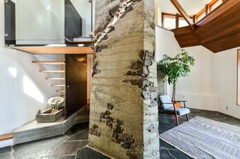 Enlarge photo 21